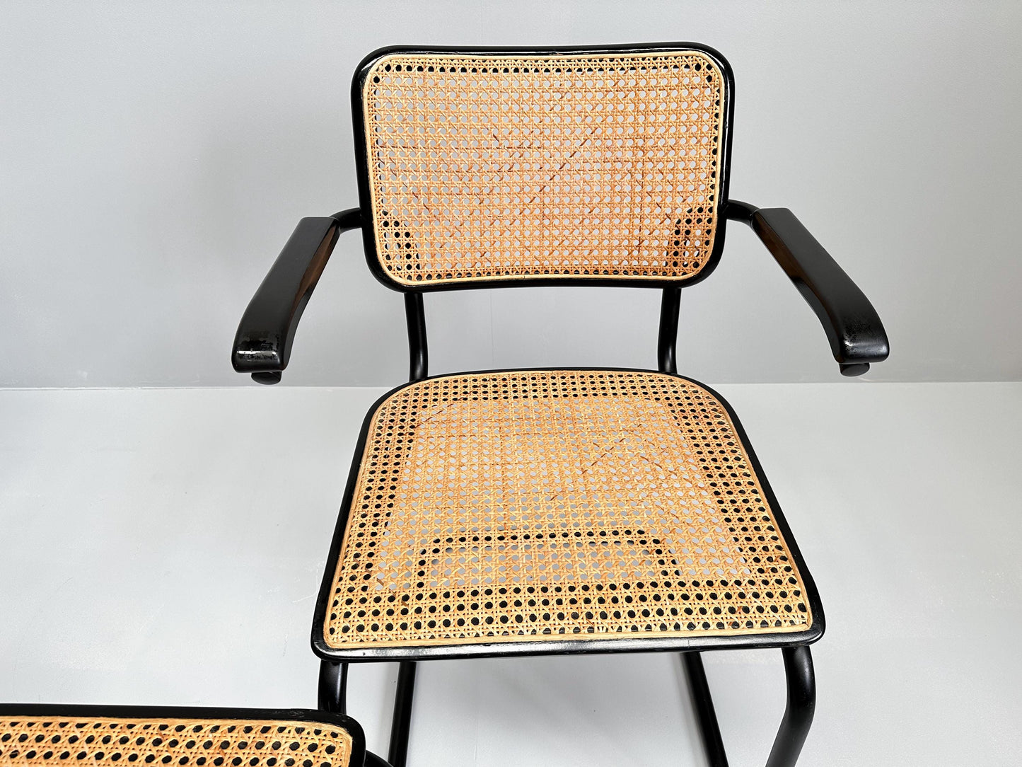 Set of 4 Vintage Cesca Chairs by Marcel Breuer for Thonet, 1980s (2x B64 Armchairs, 2x B32 Side Chairs)