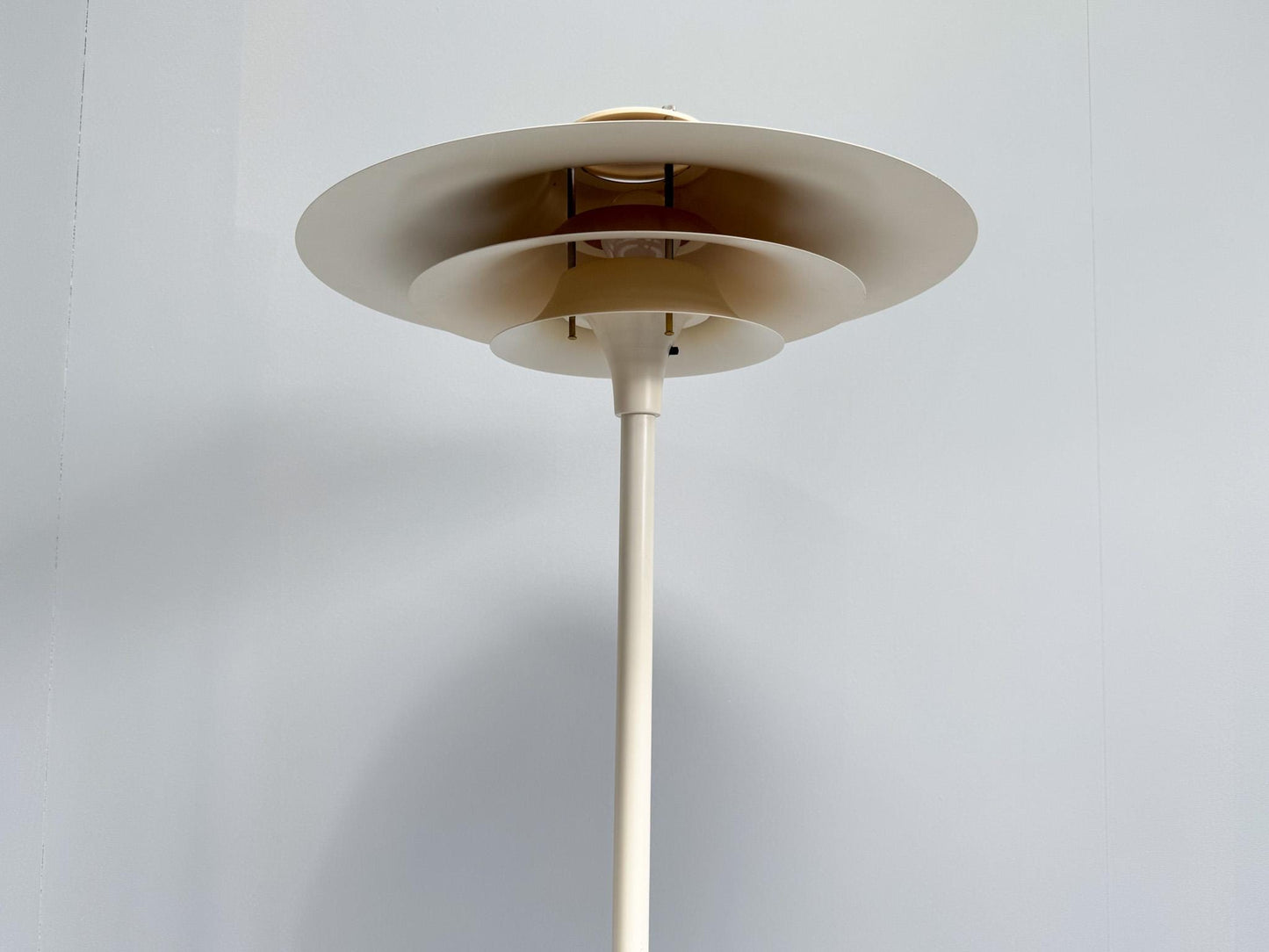 Vintage Lyfa Adina Floor Lamp, 1970s – White Metal Shade – Danish Mid-Century Modern Lighting