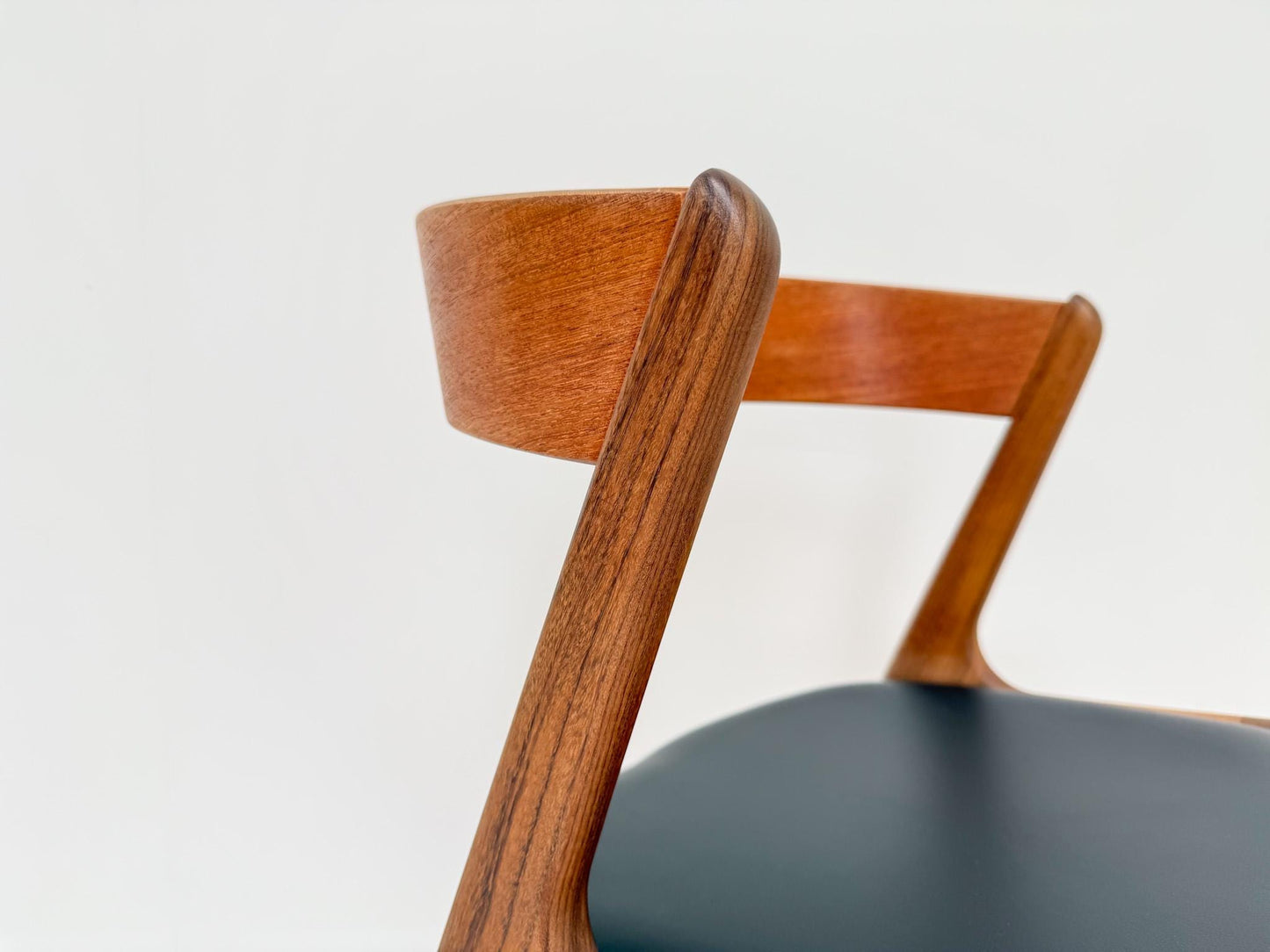 Set of 6 Mid-century Danish Teak Dining Chairs, Anderstrup Mobelfabrik Model 68