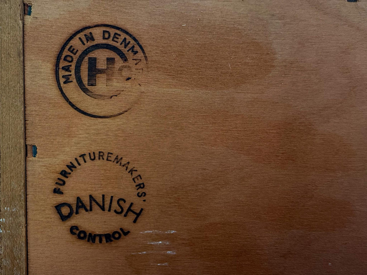 Vintage Danish Rosewood Bookcase – Mid-Century Modern Display Shelf