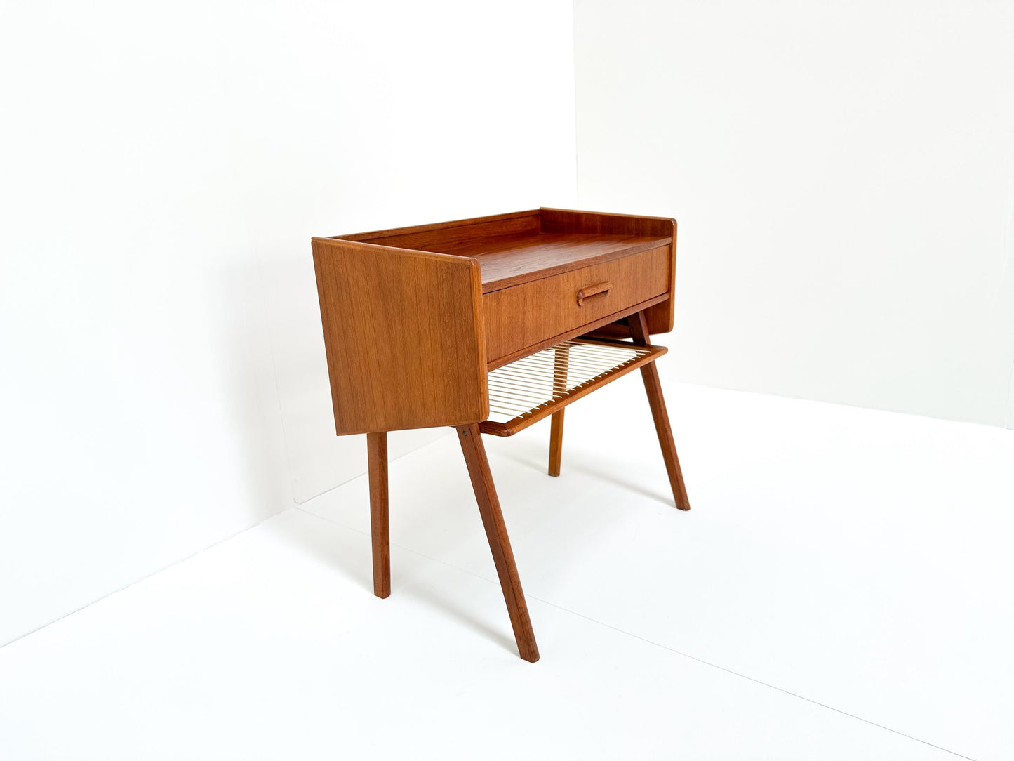 Vintage Mid-Century Modern Teak Nightstand, Denmark, 1960