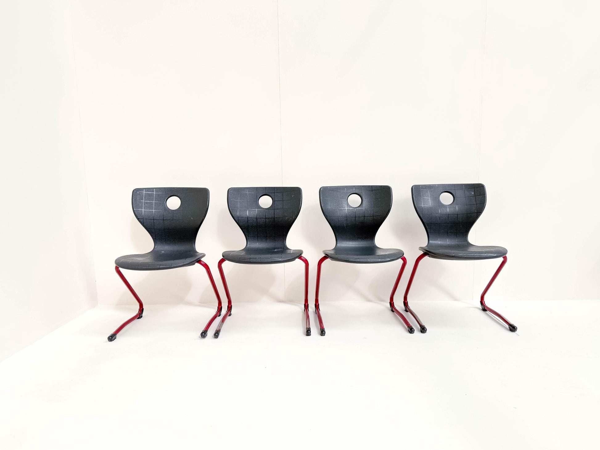 Set of 4 Verner Panton school chairs black VS 2005 design