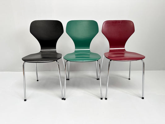 Vintage Set of 3 Danish Modern Chairs by Phoenix, Denmark 1990s.