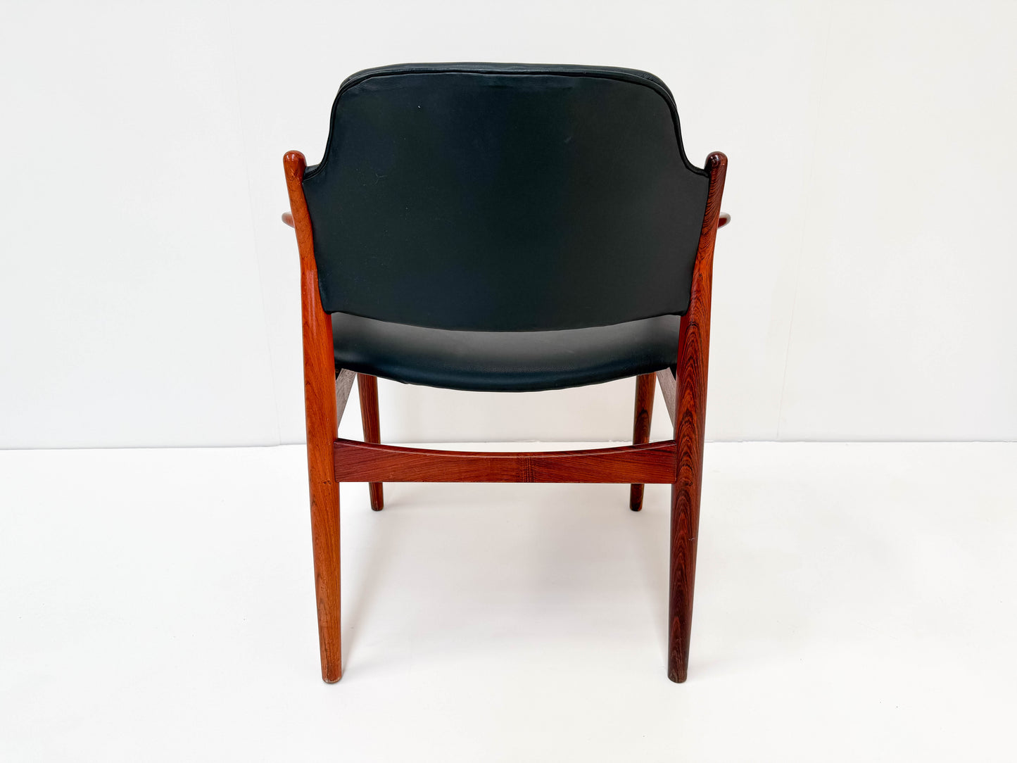Arne Vodder Armchair Model 62A – Mid-Century Scandinavian Design