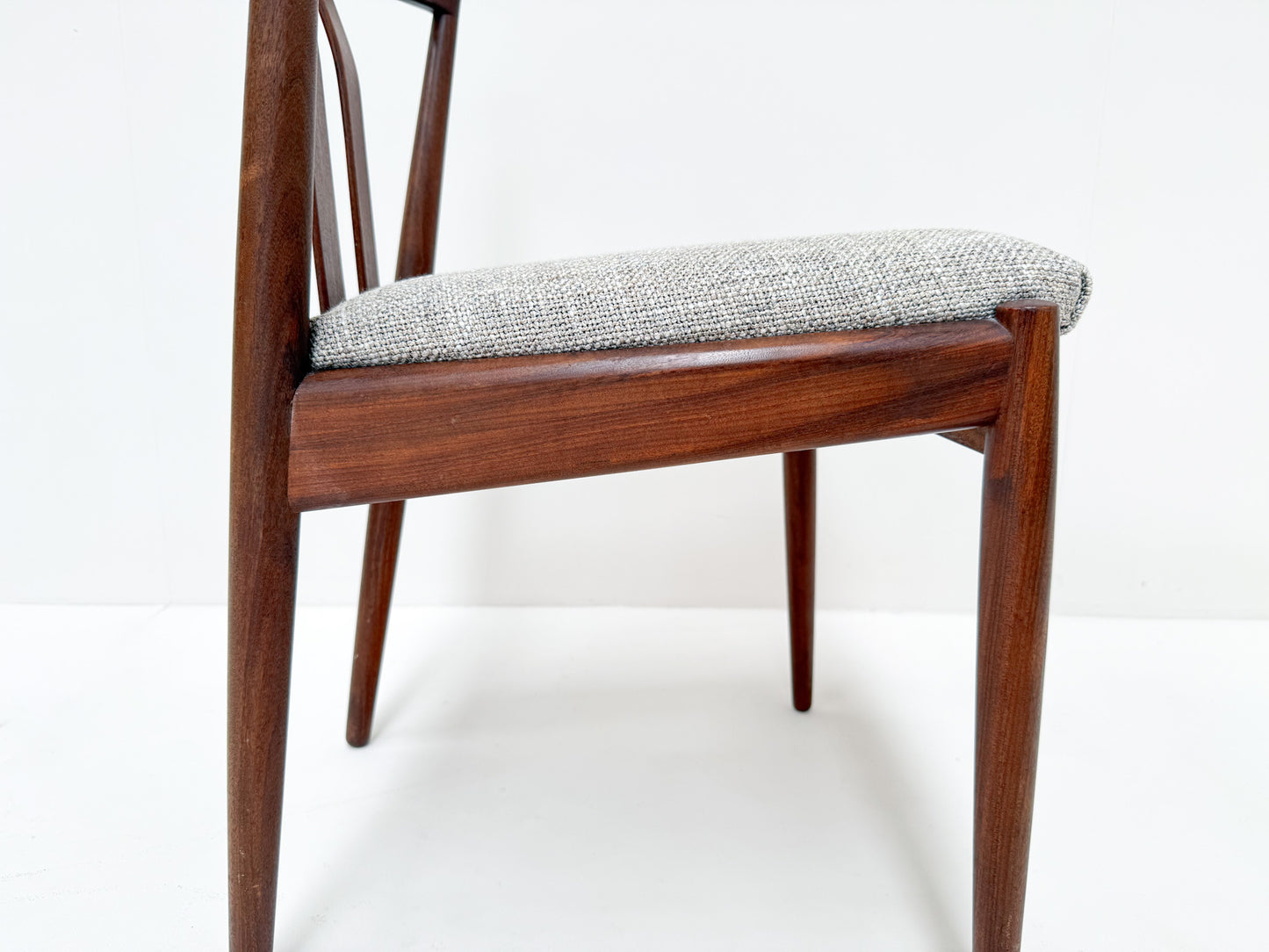 Set of 6 Kai Kristiansen Dining Chairs in Teak – Newly Upholstered