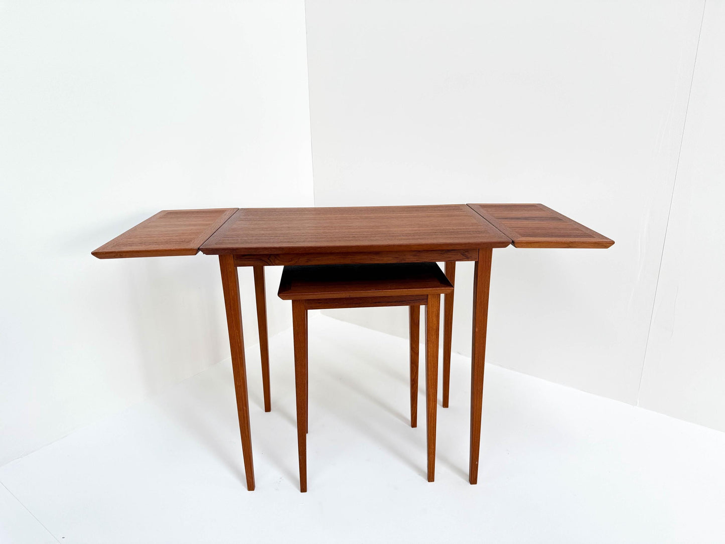 Vintage Scandinavian Nesting Table Set with Extendable Design (Set of 2), Denmark 1960s