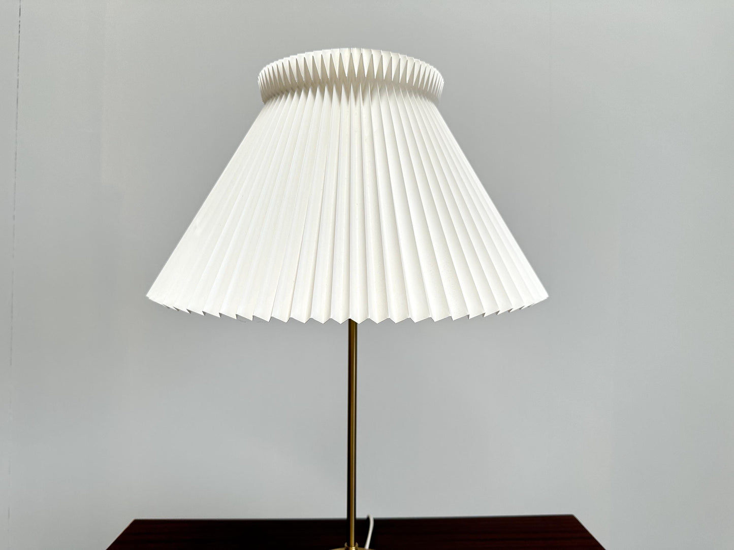 Vintage Le Klint 307 Table Lamp: Brass & Pleated Plastic Shade