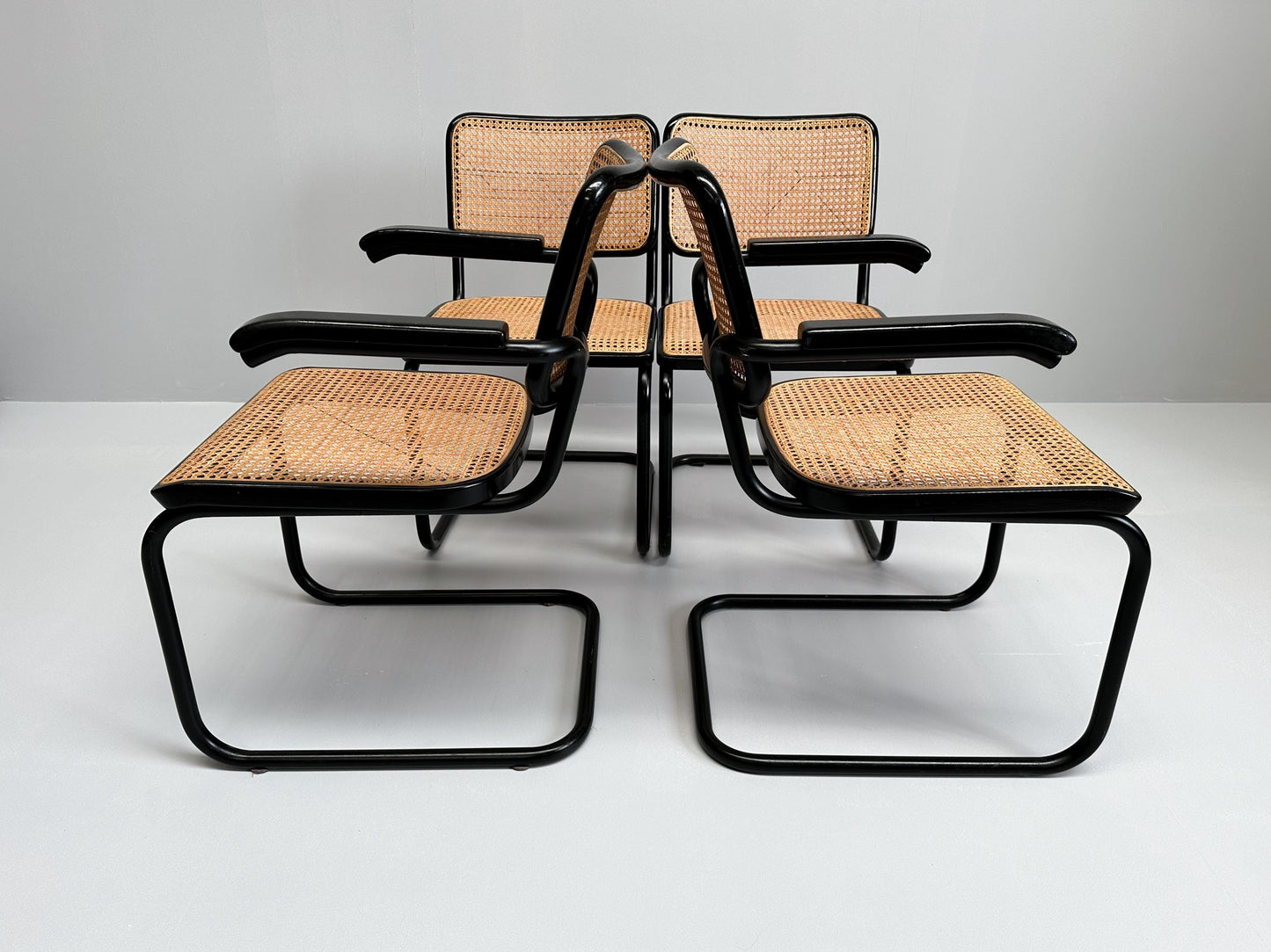 Set of 4 Vintage Cesca Chairs by Marcel Breuer for Thonet, 1980s (2x B64 Armchairs, 2x B32 Side Chairs)