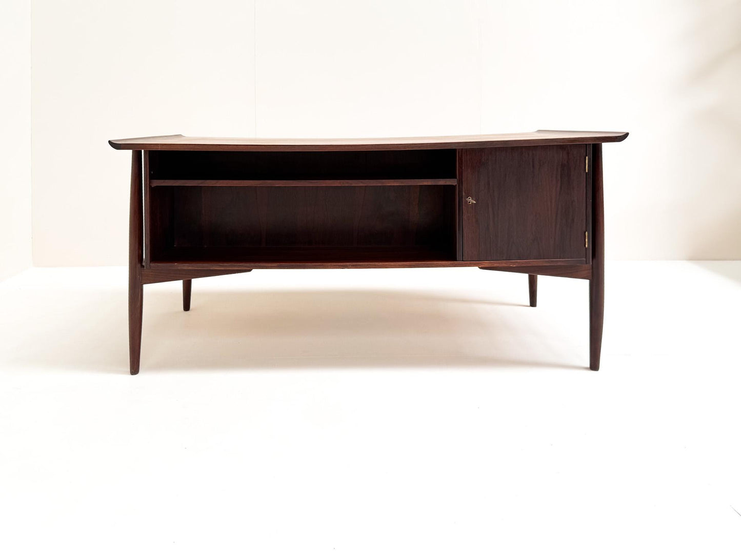 Arne Vodder Desk in Rosewood for H.P. Hansen, Denmark, 1960s
