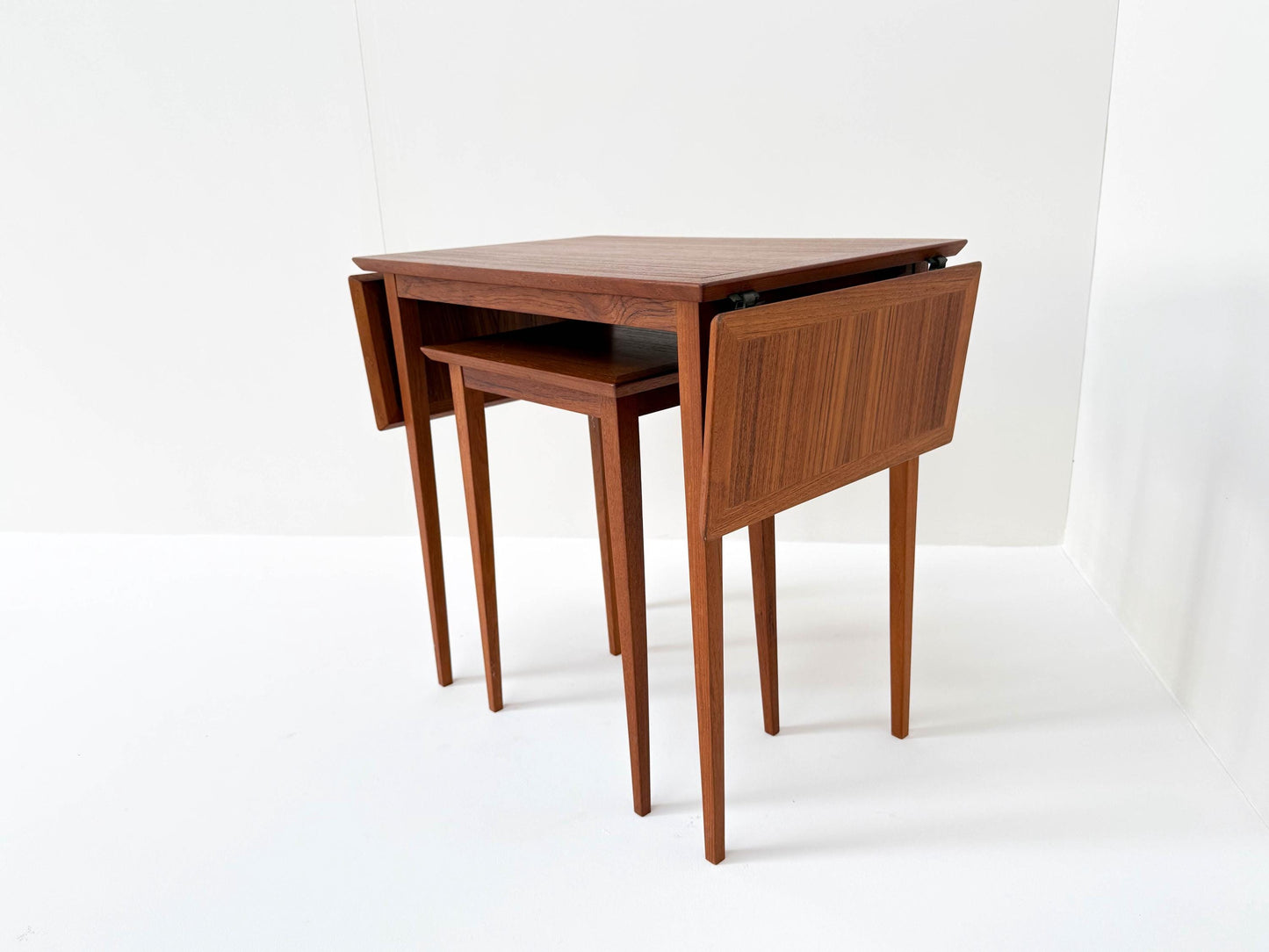 Vintage Scandinavian Nesting Table Set with Extendable Design (Set of 2), Denmark 1960s