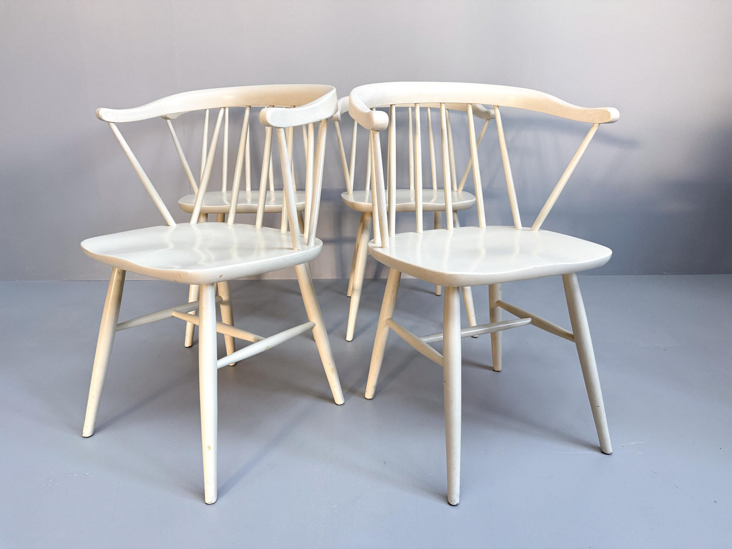 Set of 4 White Lacquered Spindle Chairs, Nesto Sweden, 1960s