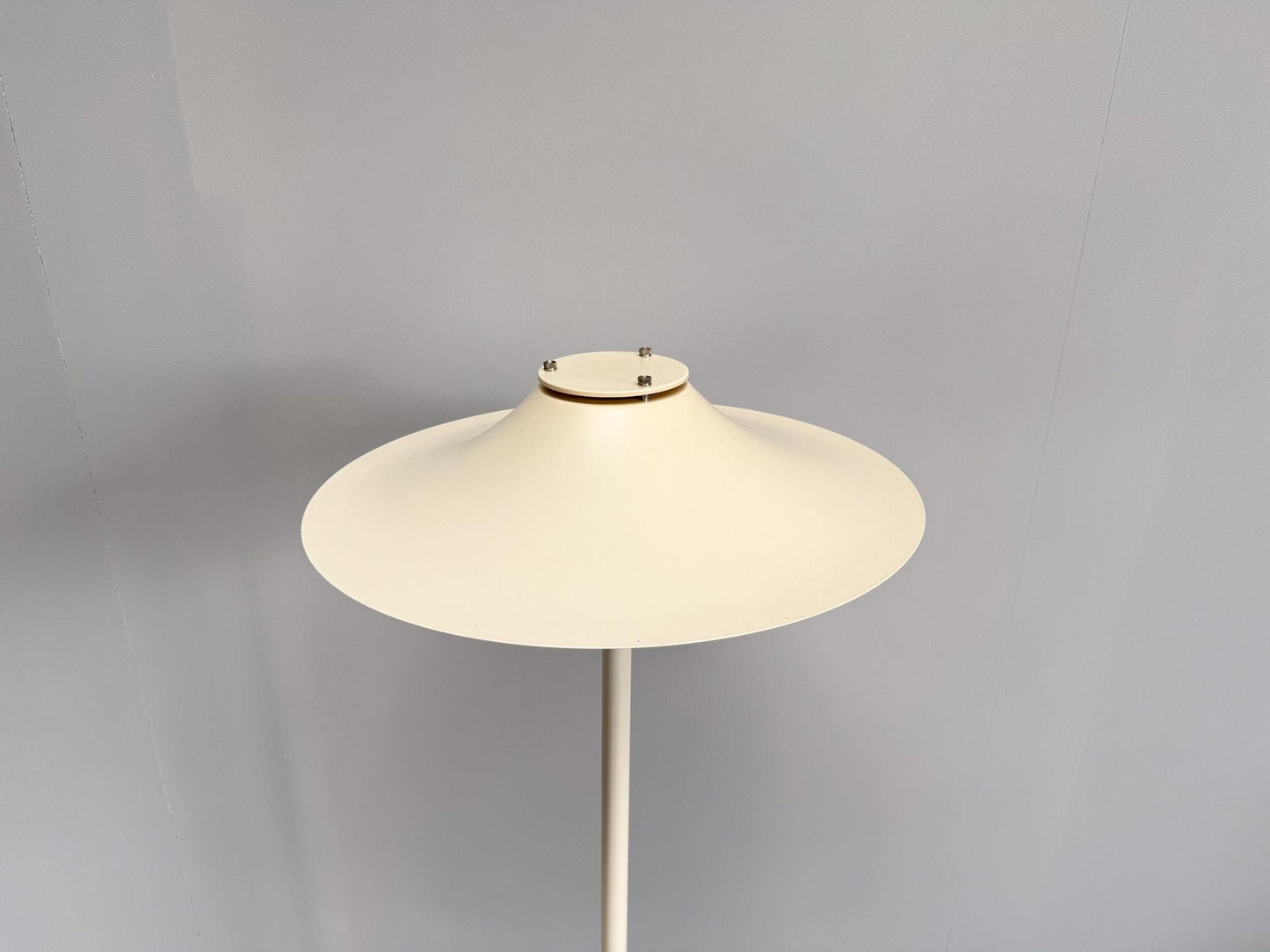 Vintage Lyfa Adina Floor Lamp, 1970s – White Metal Shade – Danish Mid-Century Modern Lighting