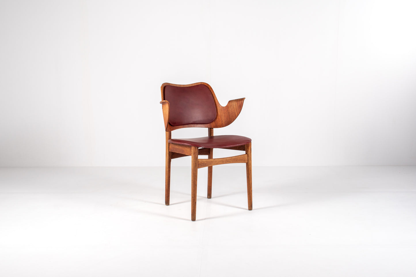 Hans Olsen Model 107 Danish mid-century armchair, 1960s