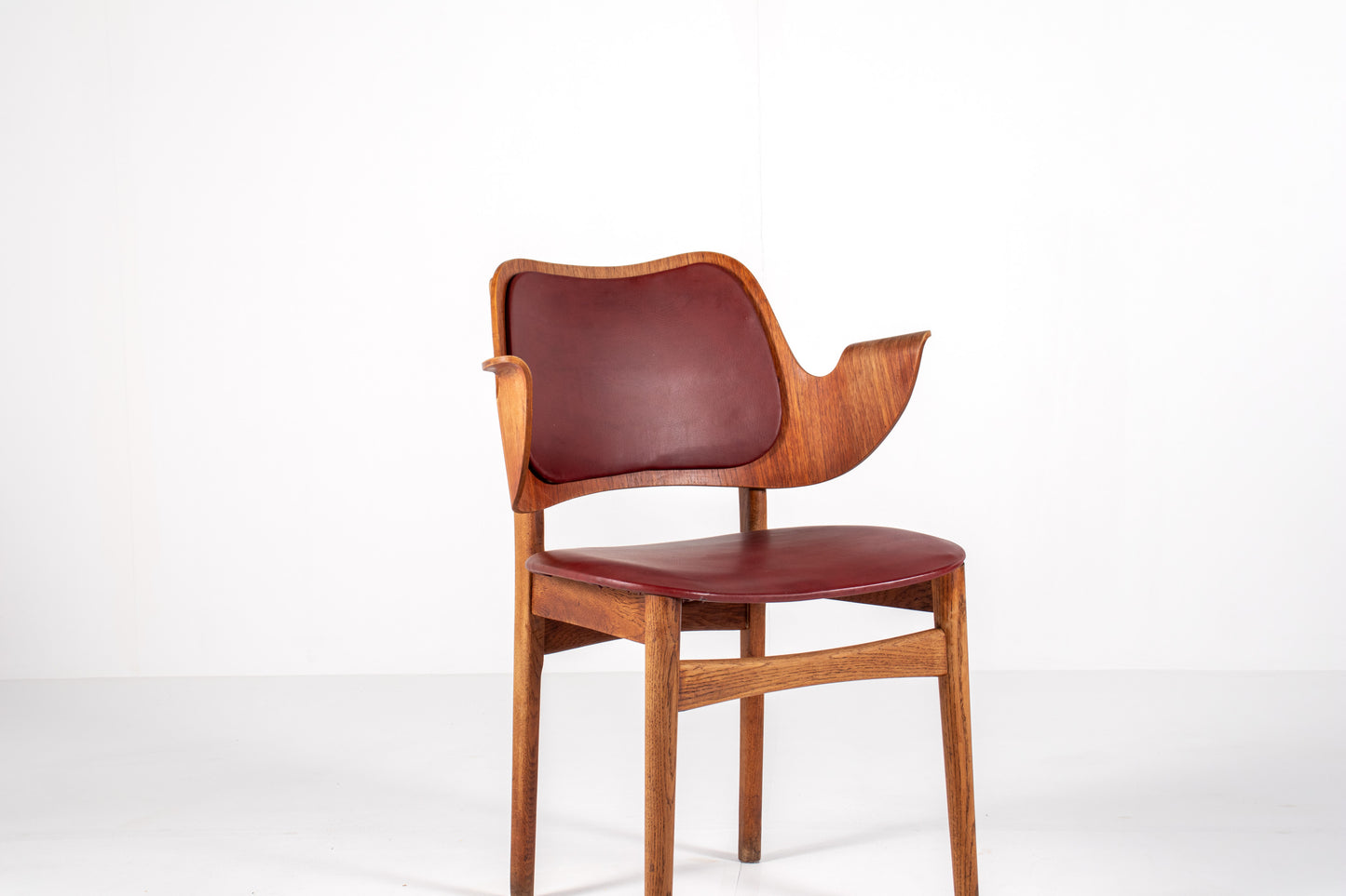 Hans Olsen Model 107 Danish mid-century armchair, 1960s