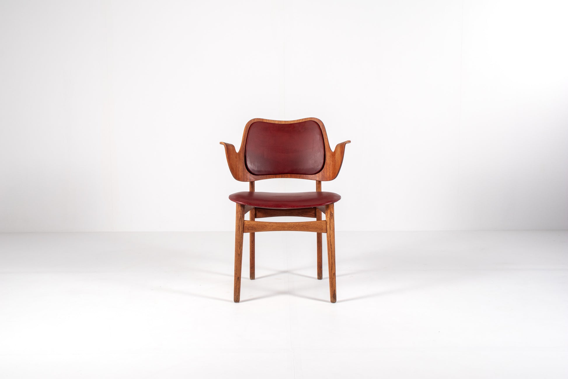 Hans Olsen Model 107 Danish mid-century armchair, 1960s