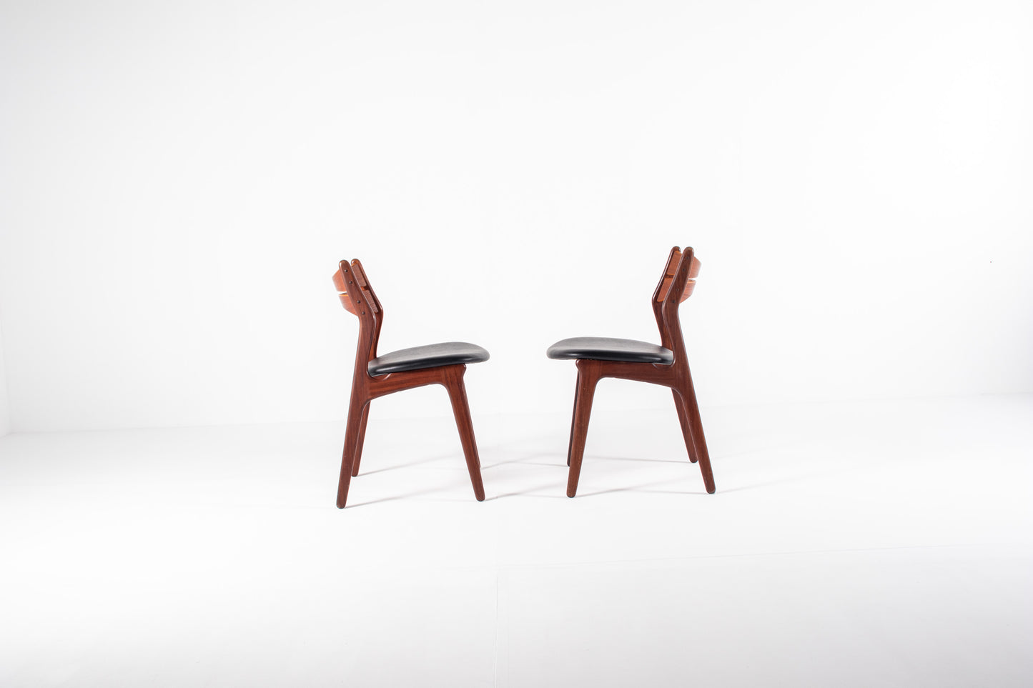 Erik Buch dining chairs model 310 teak set of 2
