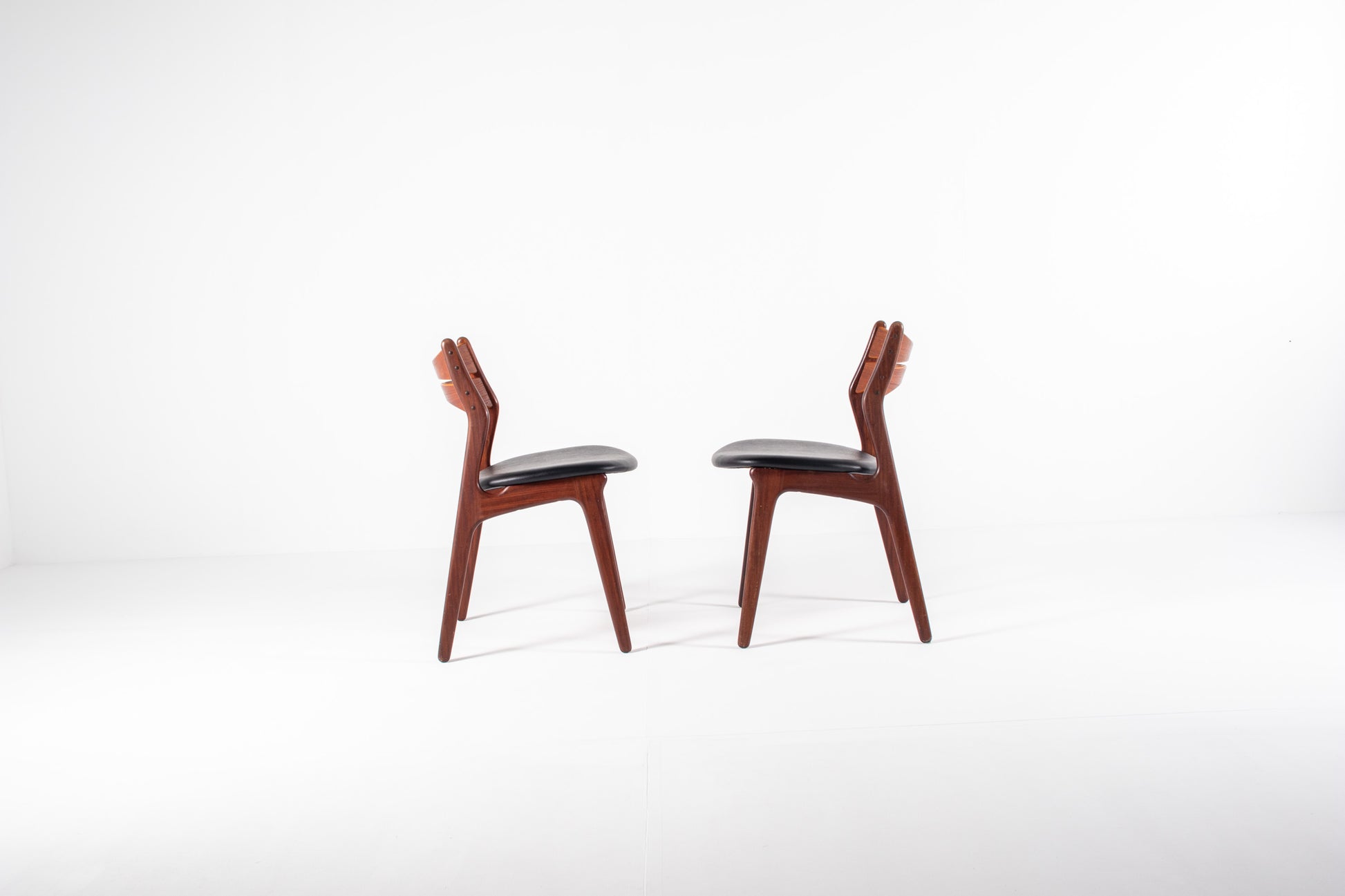 Erik Buch dining chairs model 310 teak set of 2