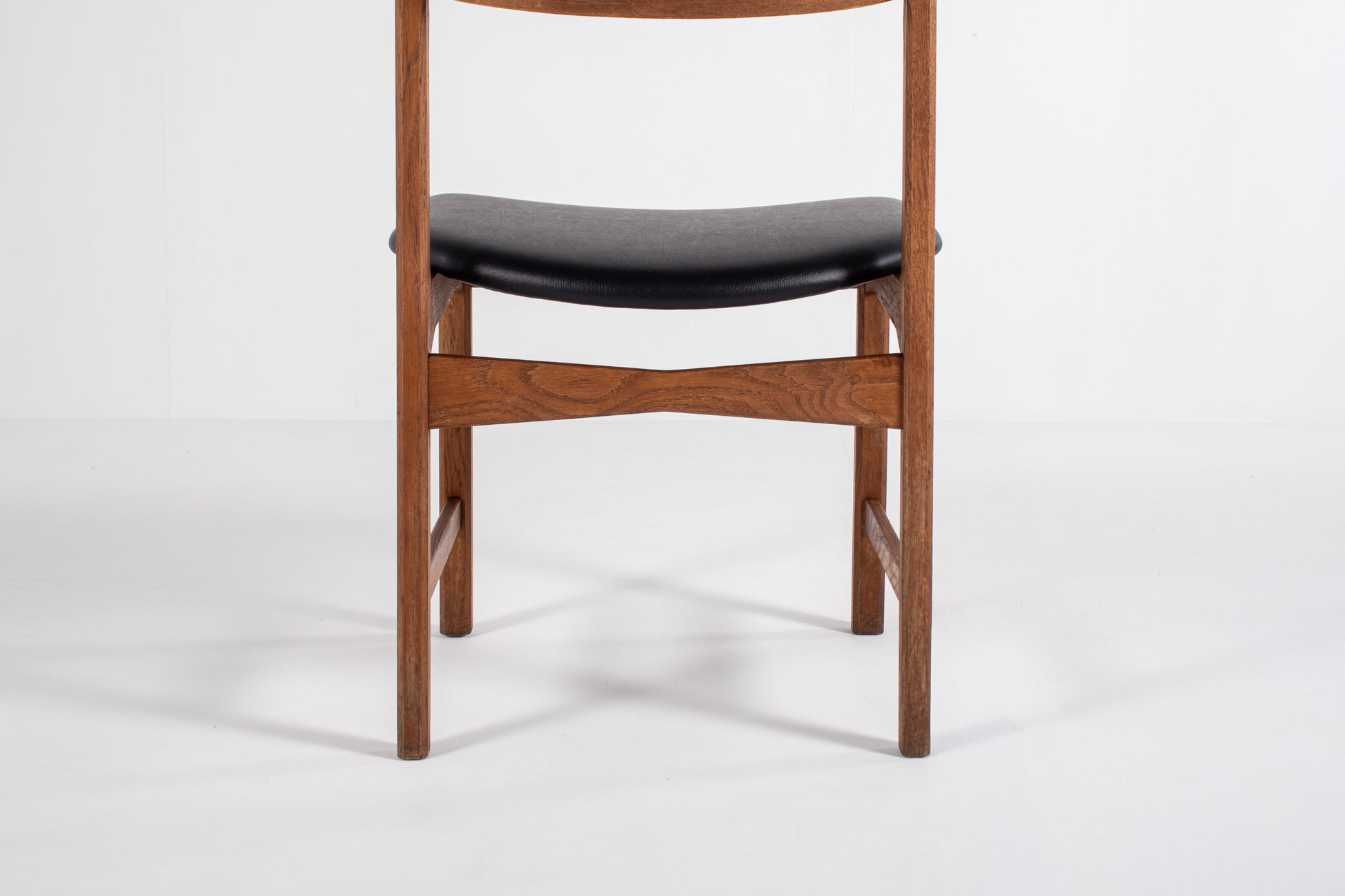 Mid century modern dining furniture