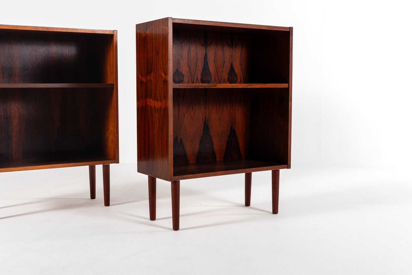 Rosewood grain detail cabinet