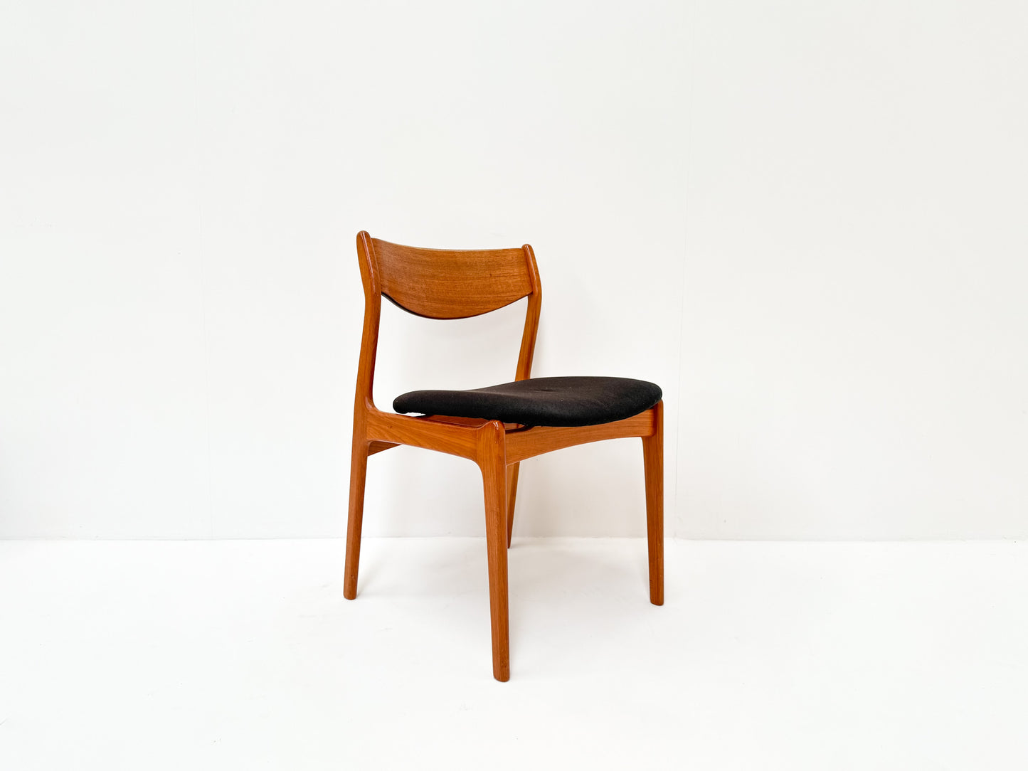 Set of 6 Danish Teak Dining Chairs by P.E. Jørgensen for Farsø Stolefabrik, 1960s