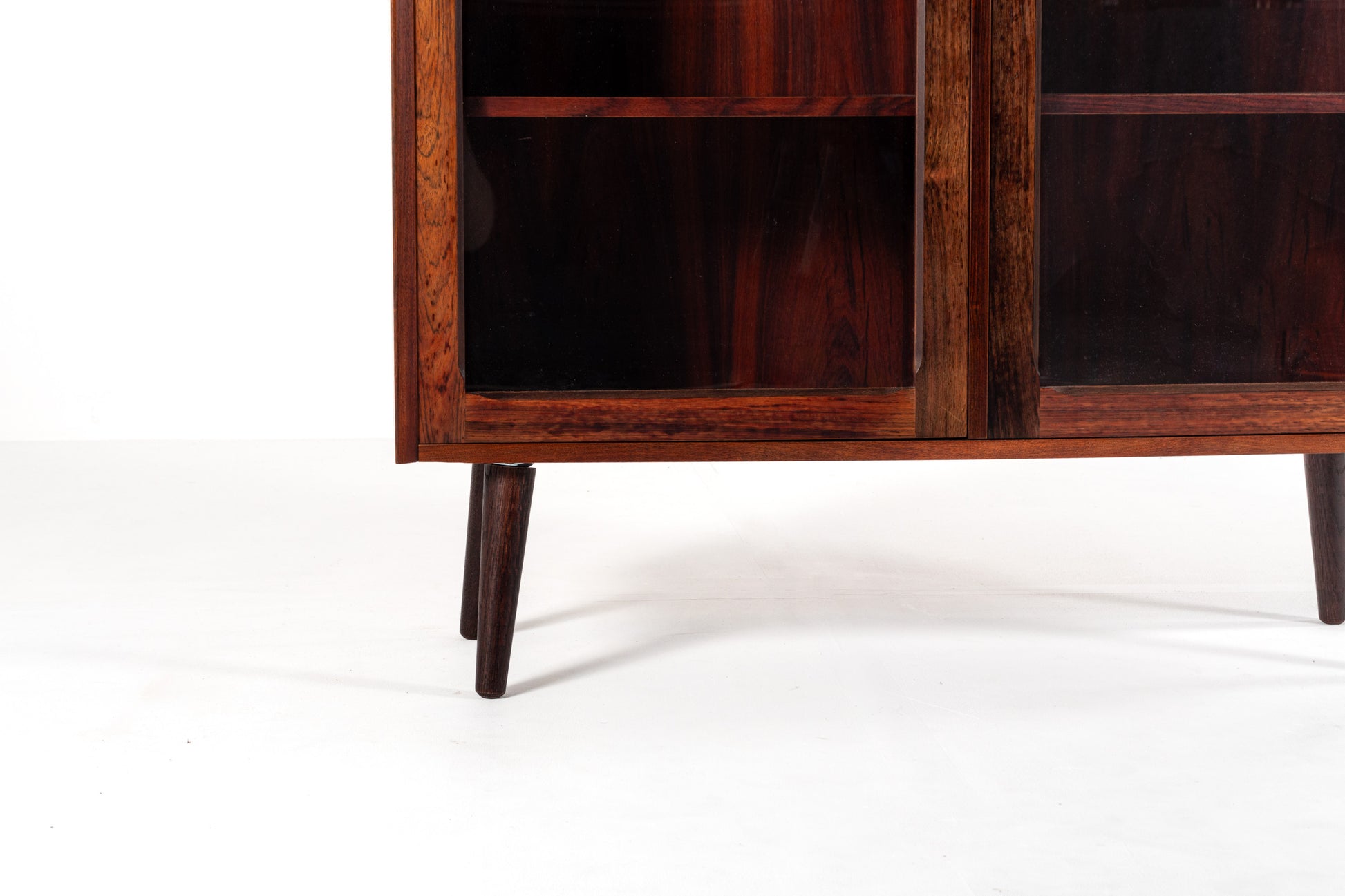 Scandinavian cabinet tapered legs
