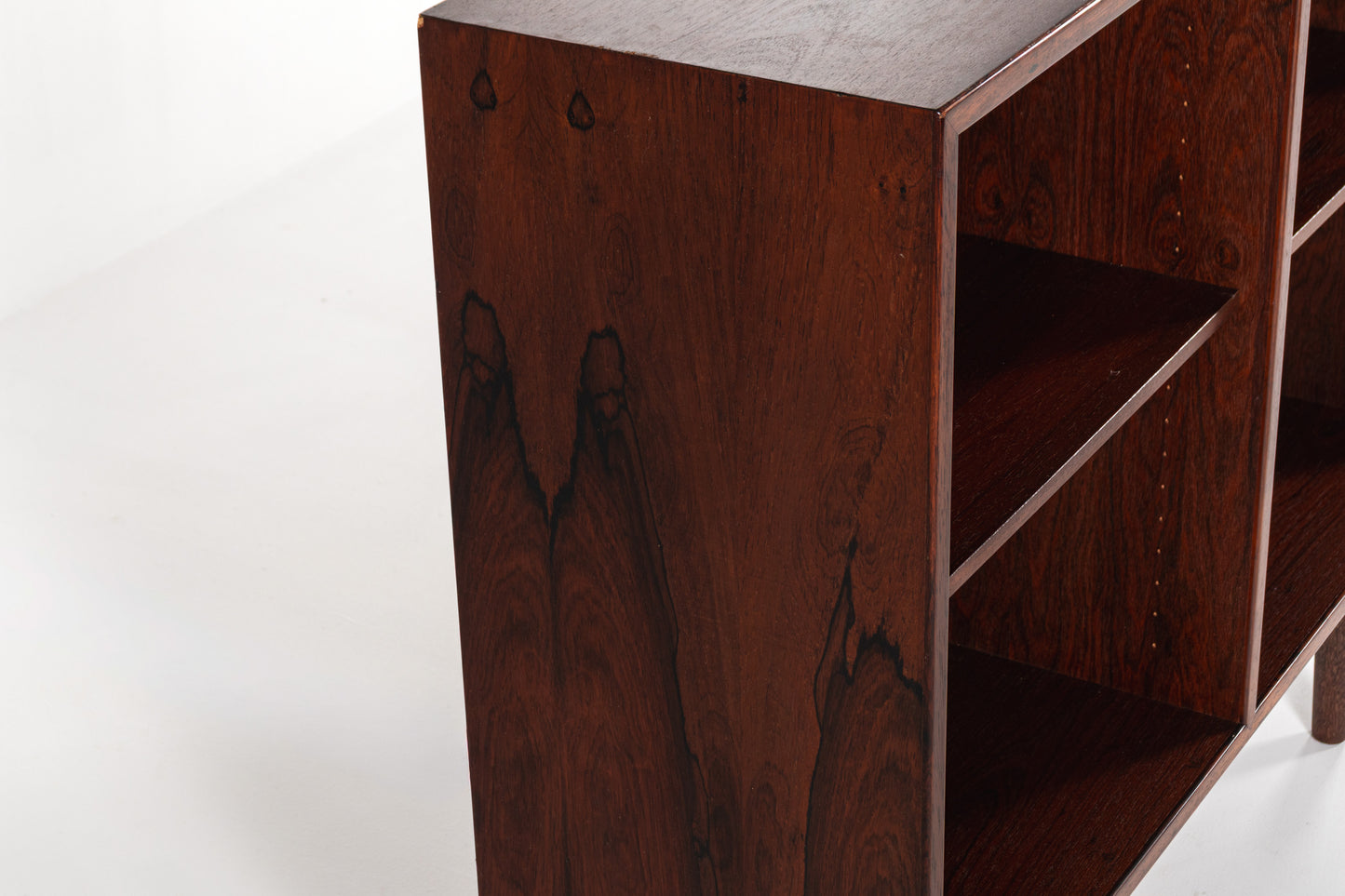 Rosewood grain detail cabinet