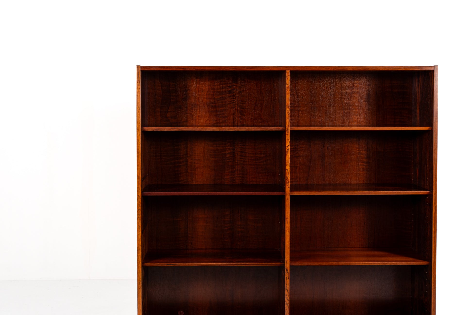 Rosewood grain detail cabinet
