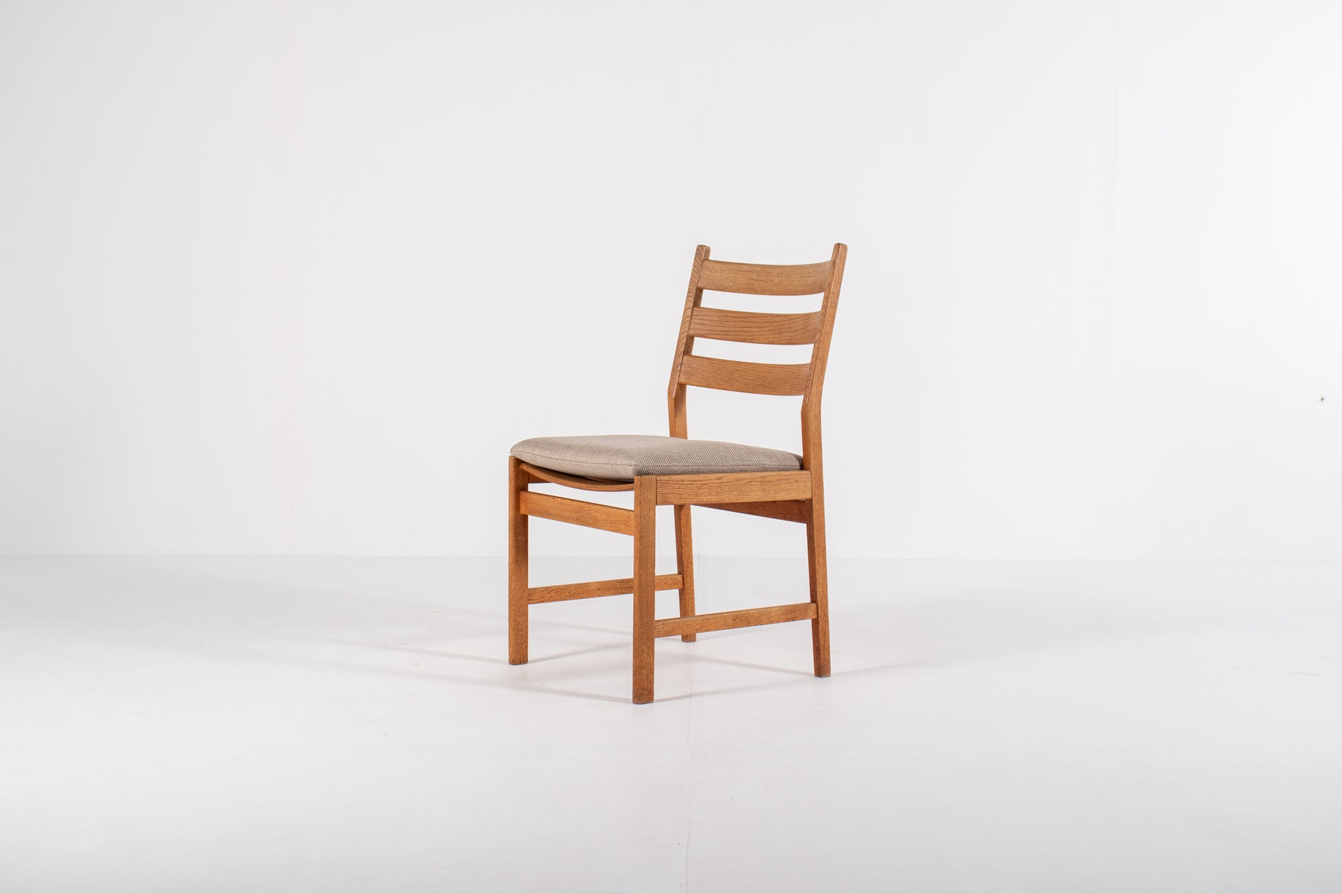 Mid century modern chair