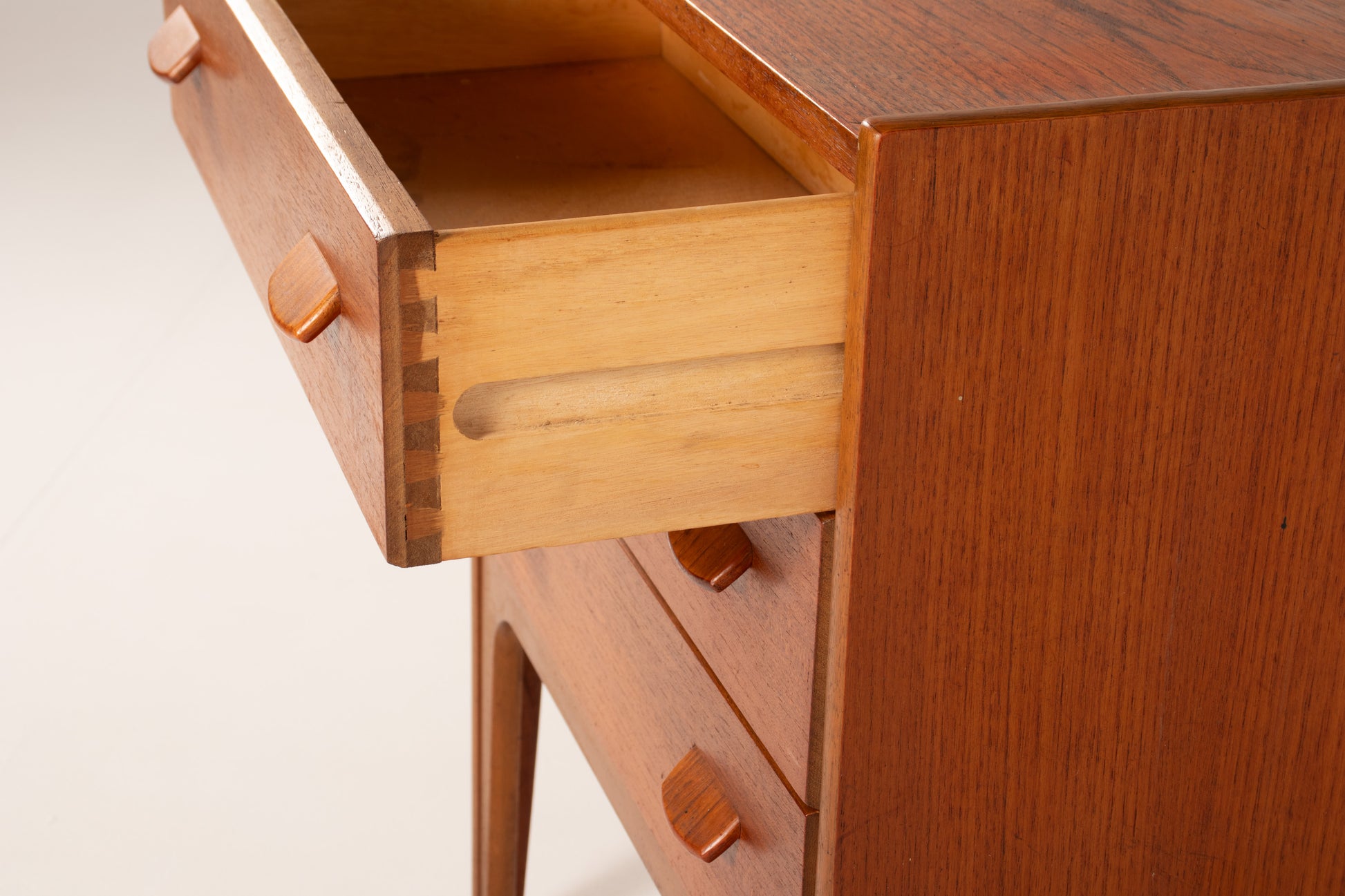 Poul M Volther Danish teak chest of drawers detail