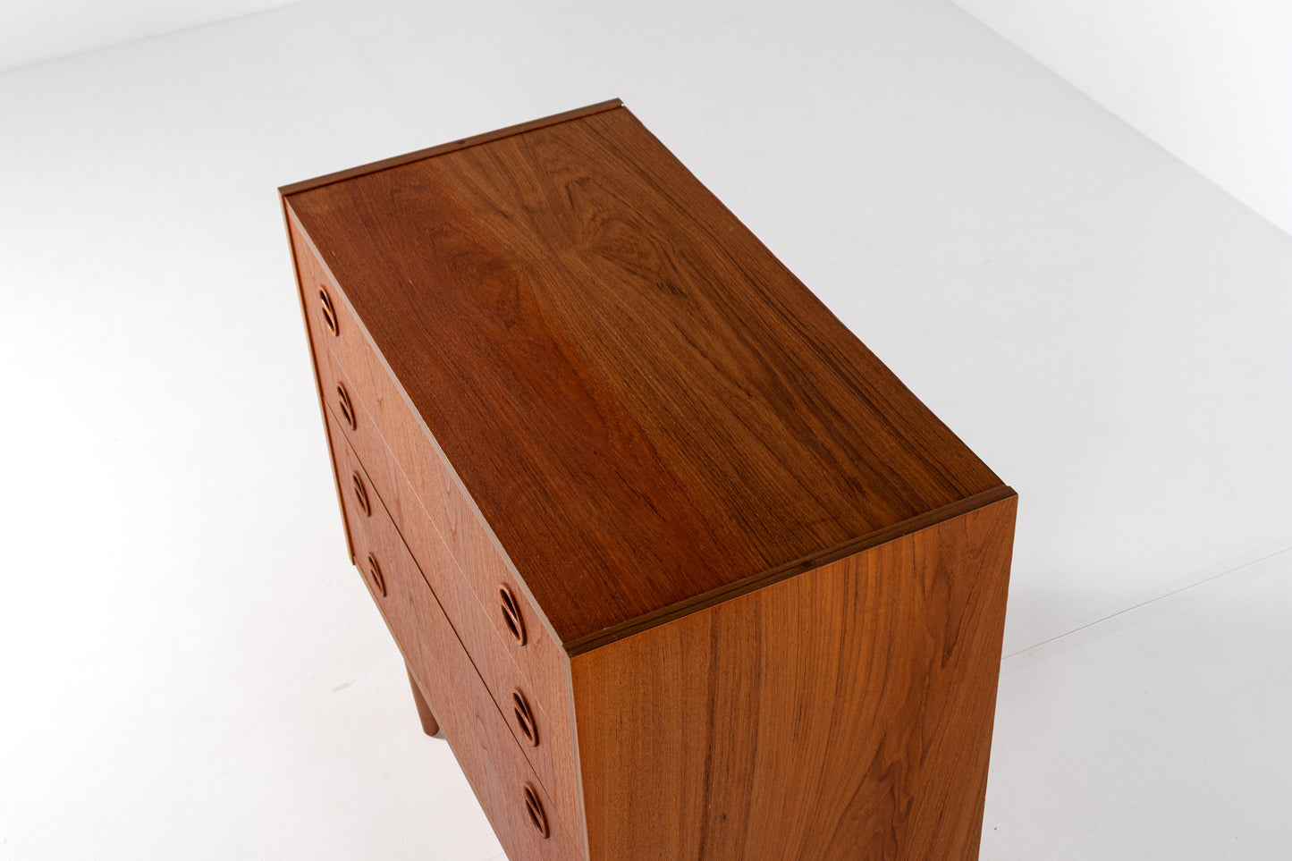 Teak wood grain detail dresser
