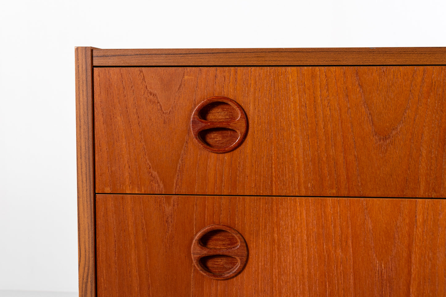 Scandinavian dresser round wooden handles
