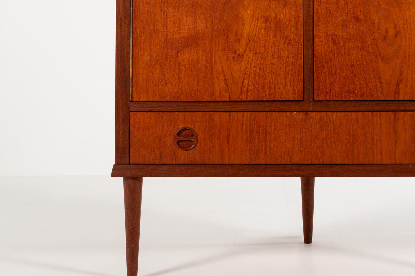 Teak wood grain detail cabinet