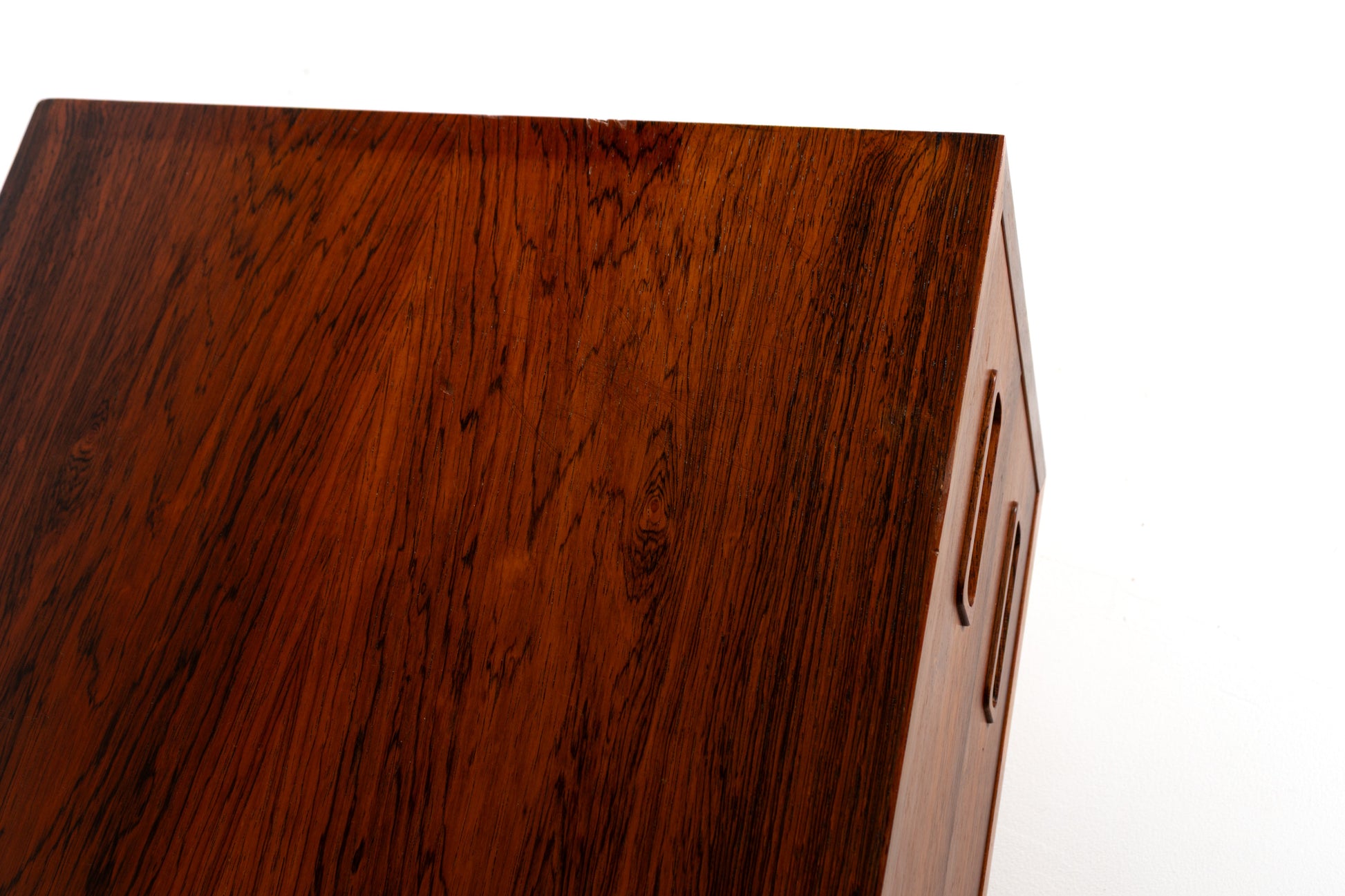 Rosewood grain detail dresser