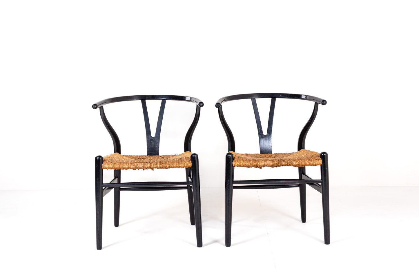 Hans Wegner Wishbone Chair, CH24 model
