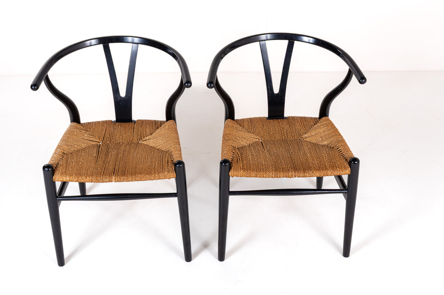 Set of 2 Hans Wegner CH24 Wishbone Chairs