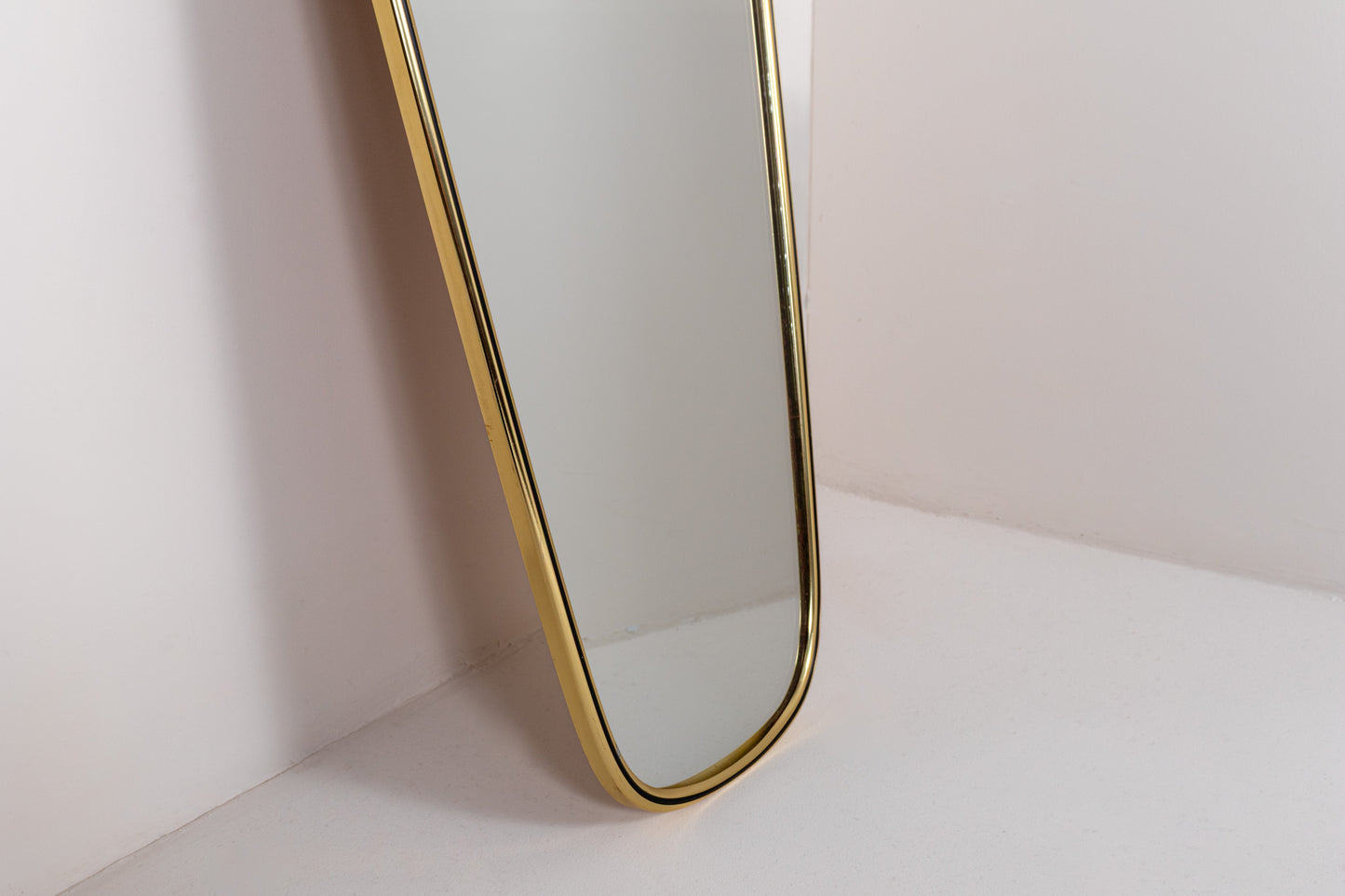 Mid-century brass wall mirror with organic frame, 1960s