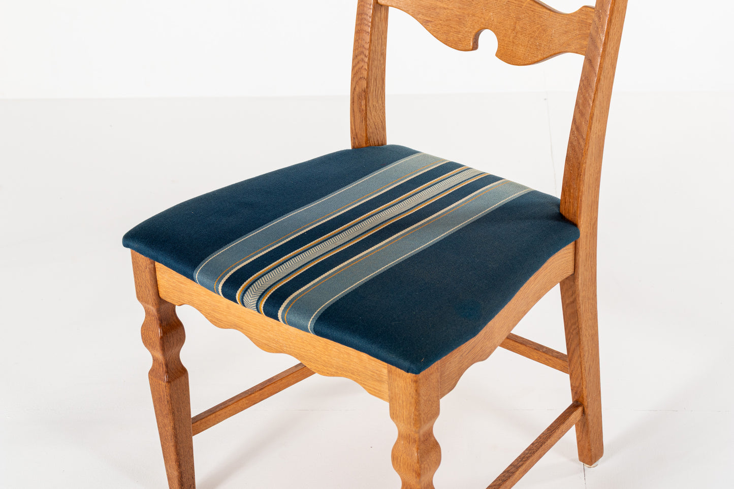 Set of 6 Danish Razorblade Dining Chairs by Henning Kjærnulf, 1970s