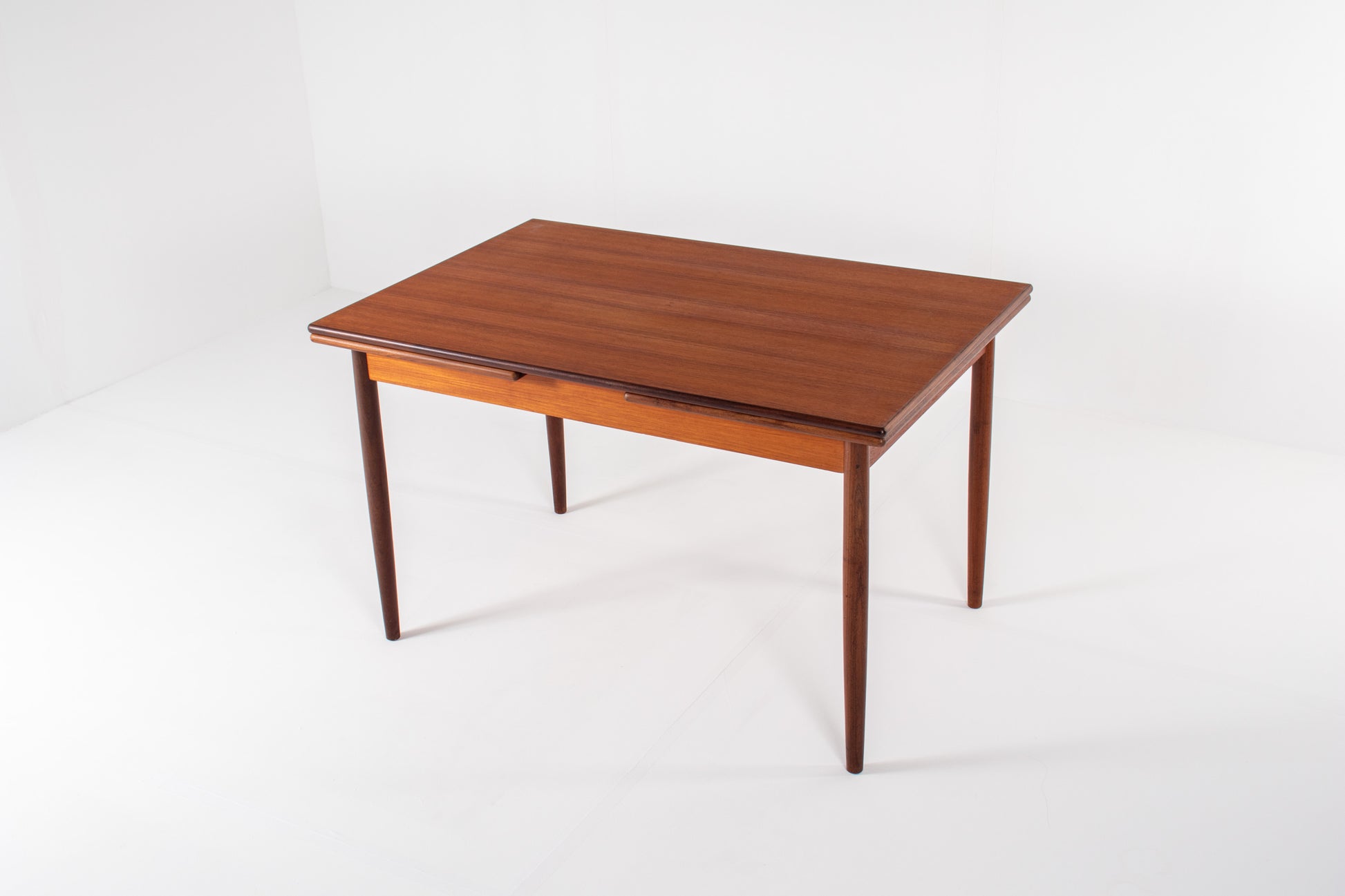 Mid-century Scandinavian teak extendable dining table, 1960s