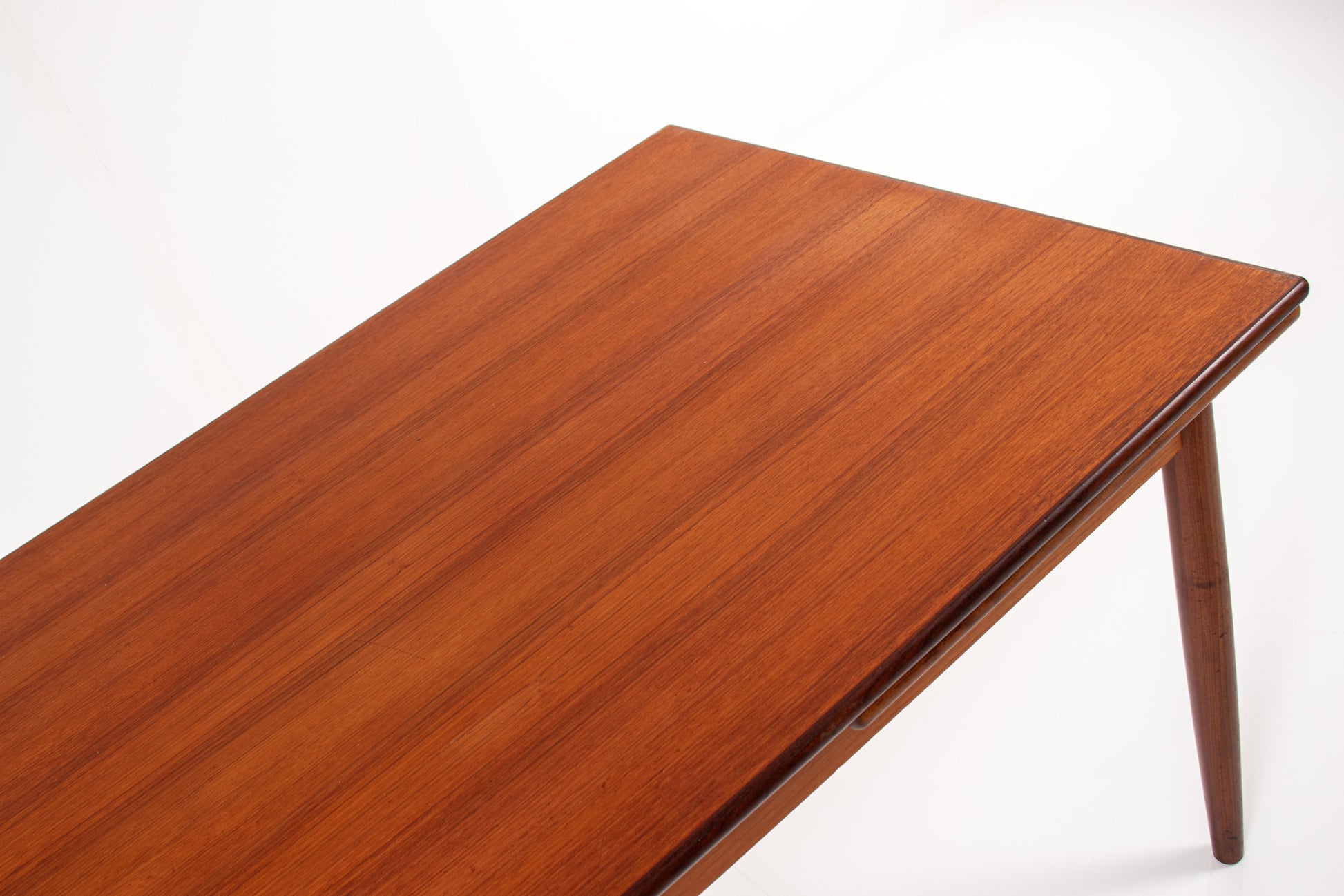 Vintage teak table top grain