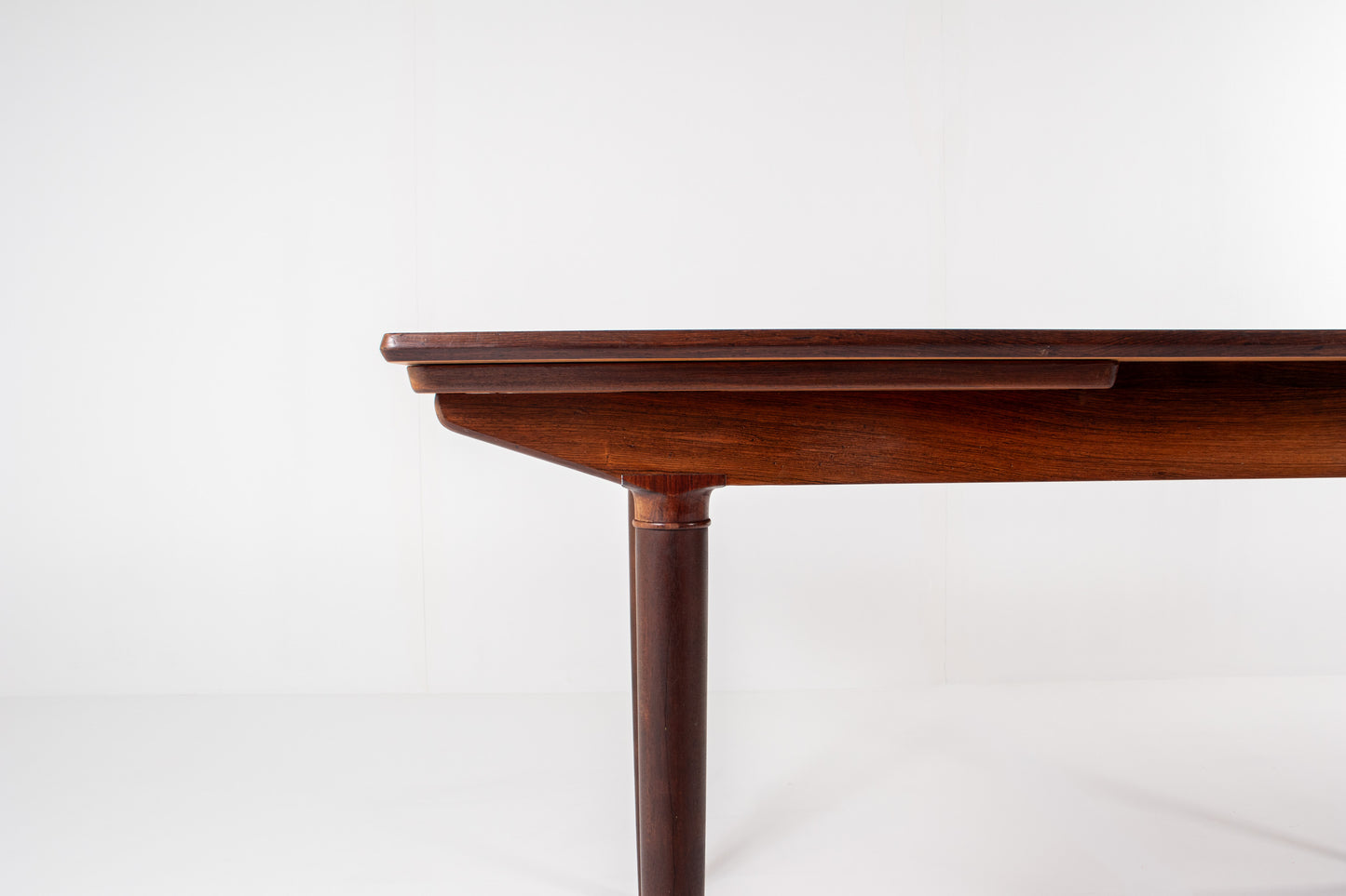 Harry Østergaard Rosewood Extendable Dining Table | Danish Mid-Century