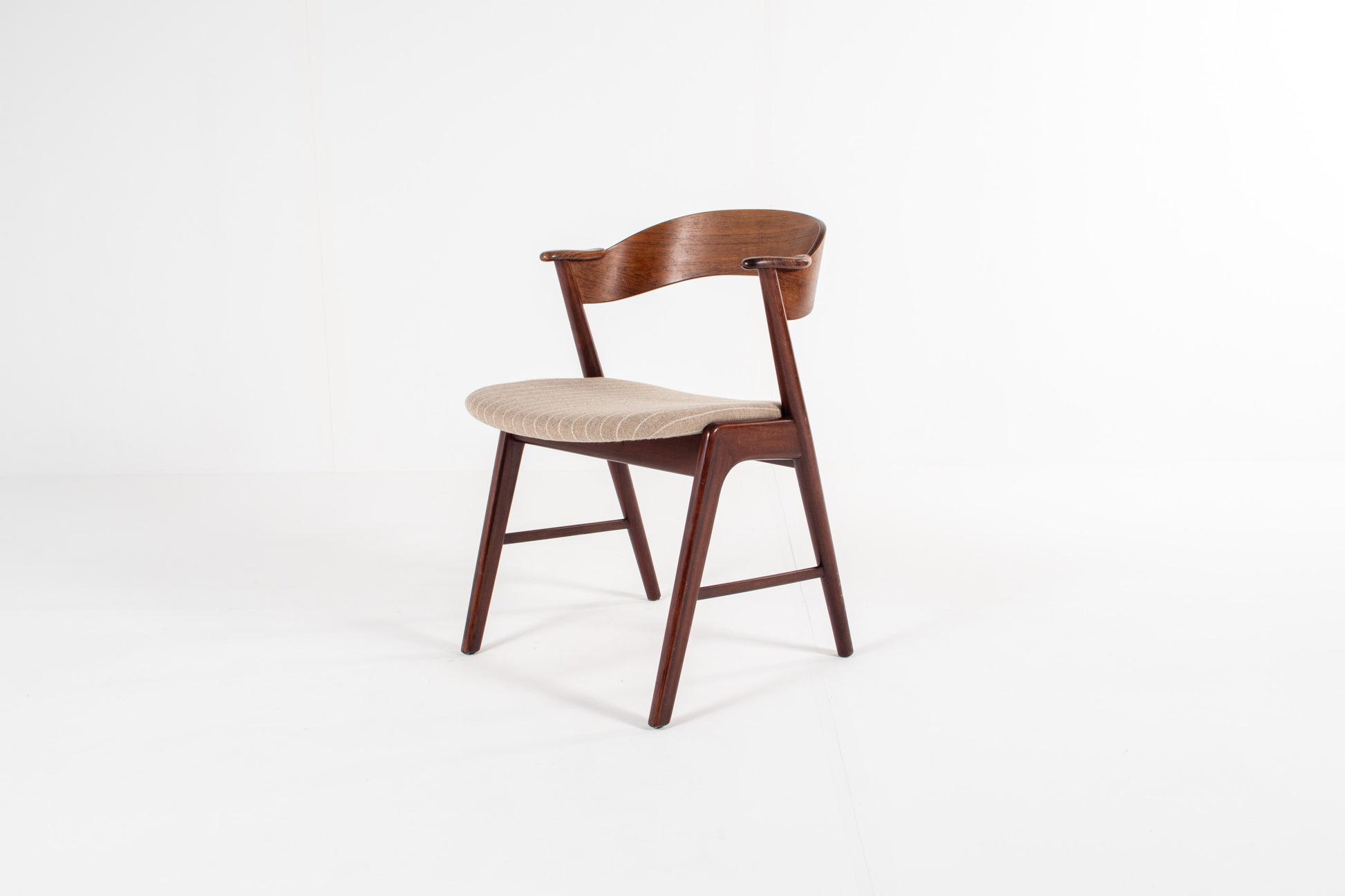 Danish mid-century rosewood dining chair by Korup Stolefabrik with curved backrest