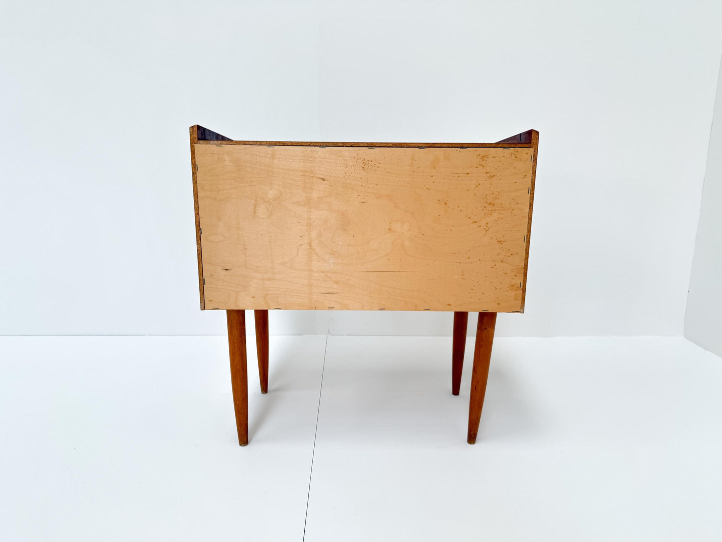 Vintage Mid-Century Teak Veneer Chest of Drawers – Scandinavian Minimalist Design